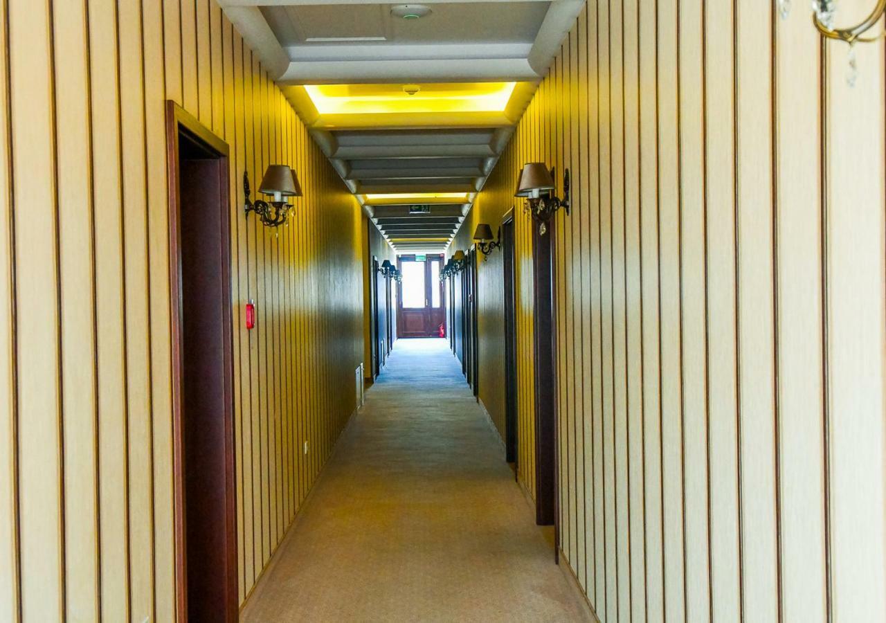 Hotel Nowodwory เชียคานอเวียตซ์ ภายนอก รูปภาพ