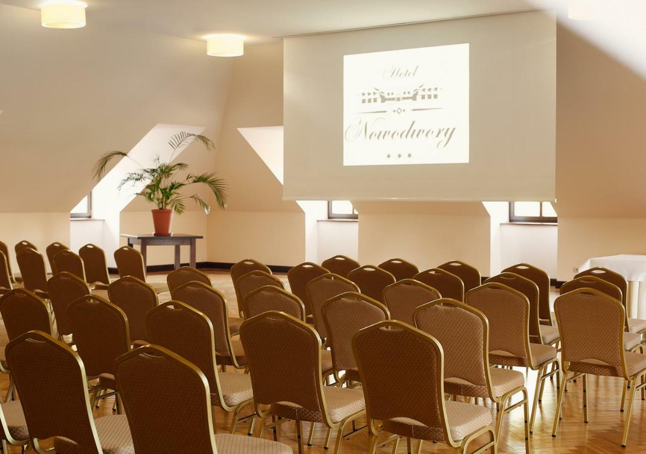 Hotel Nowodwory เชียคานอเวียตซ์ ภายนอก รูปภาพ