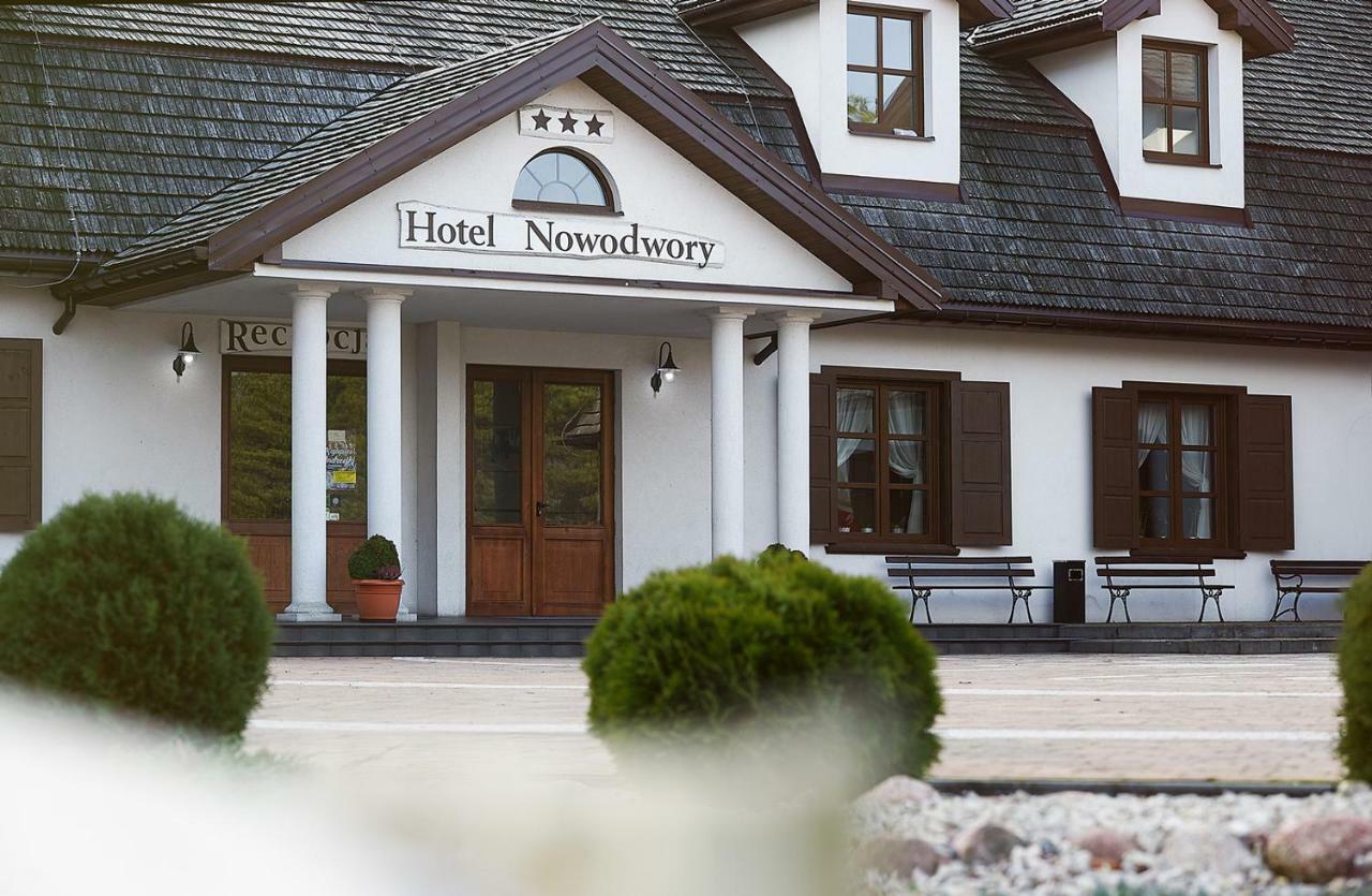 Hotel Nowodwory เชียคานอเวียตซ์ ภายนอก รูปภาพ