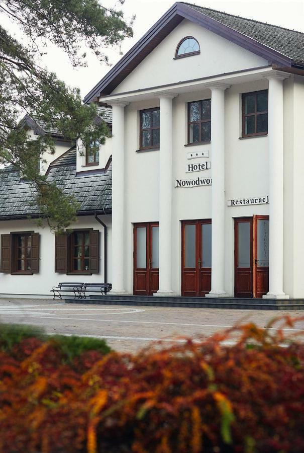 Hotel Nowodwory เชียคานอเวียตซ์ ภายนอก รูปภาพ
